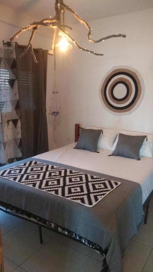 Chrisambelos Apartments Istro Bagian luar foto