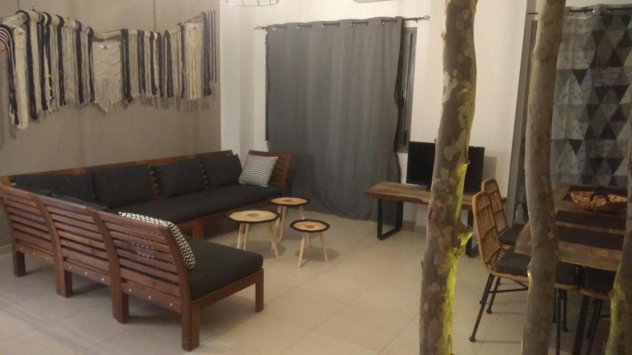 Chrisambelos Apartments Istro Bagian luar foto
