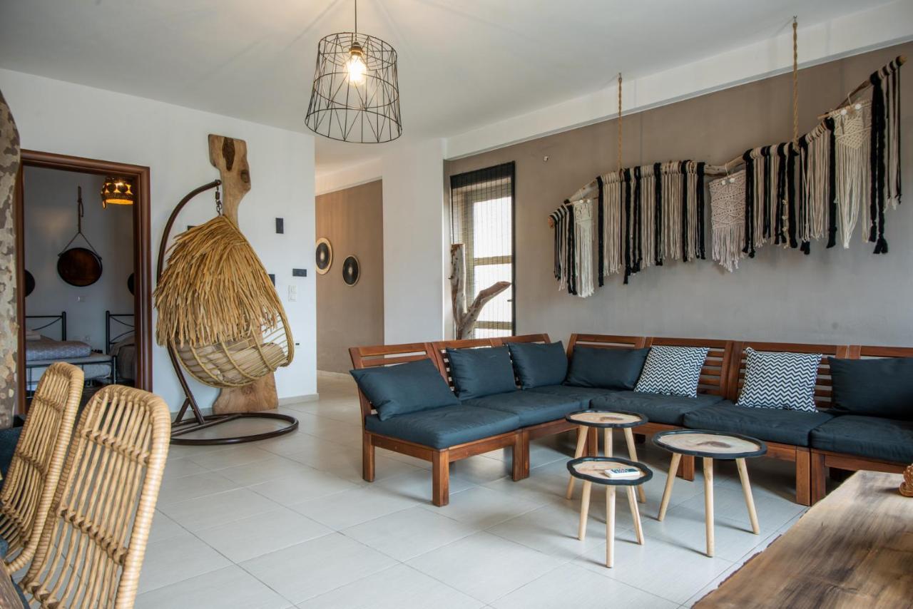 Chrisambelos Apartments Istro Bagian luar foto